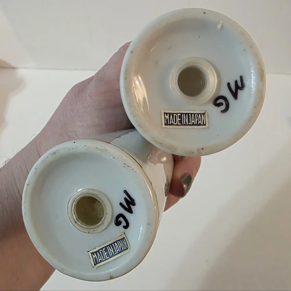 Vtg Souviner Space Needle Seattle Washington Shakers #253 Porcelain